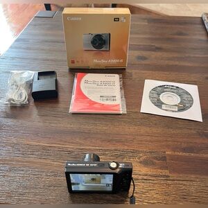 Canon PowerShot A4000 IS Black Digital Camera Bundle